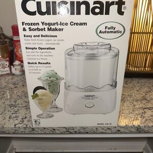 Cuisinart White Frozen Yogurt Ice Cream & Sorbet Maker